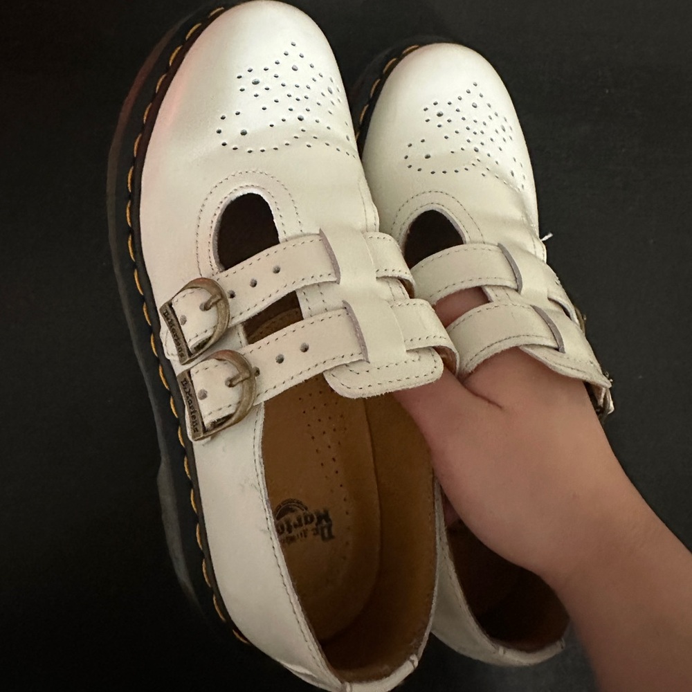 Dr. Martens women’s 8065 smooth leather Mary Jane shoes